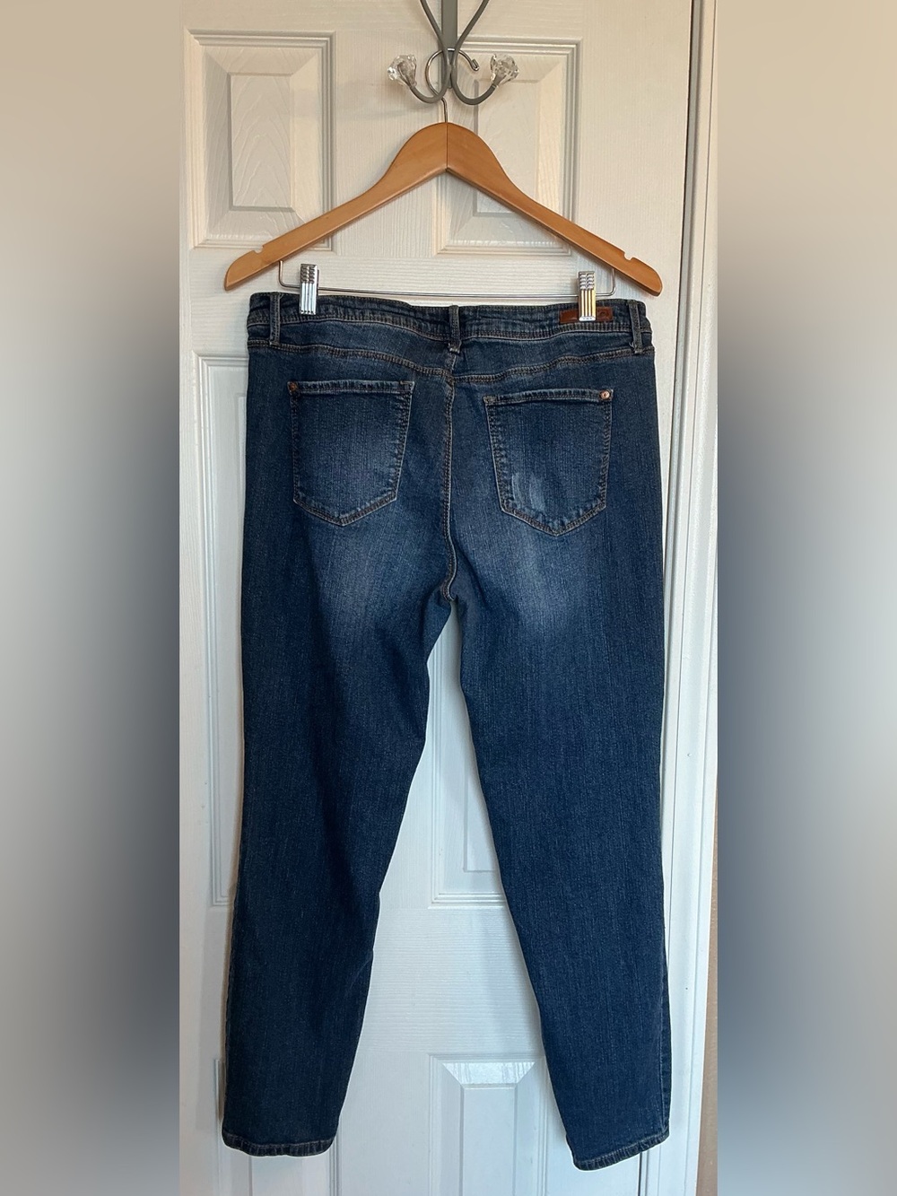 lei Junior's/Women’s Dark Blue Distressed Classic Skinny Button Up Jeans Size 15 - Picture 4 of 13